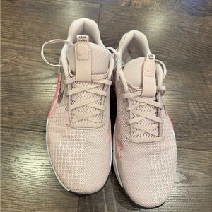 Nike Women's Metcon 8